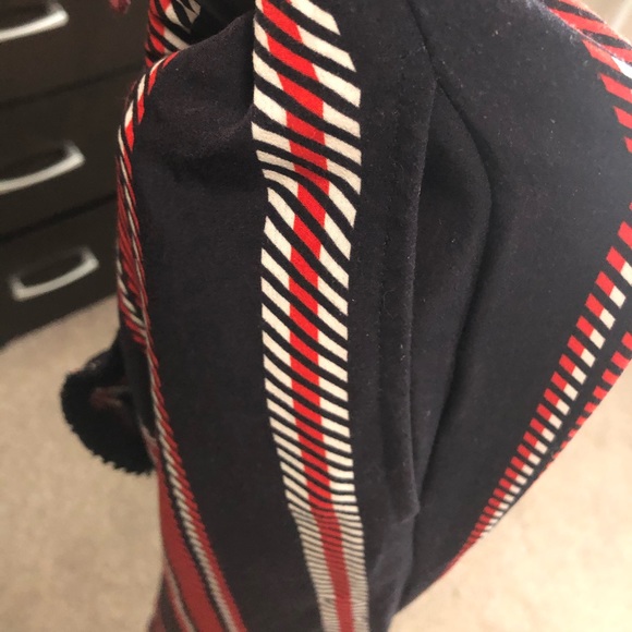 💙🤍❤️ - Picture 2 of 4